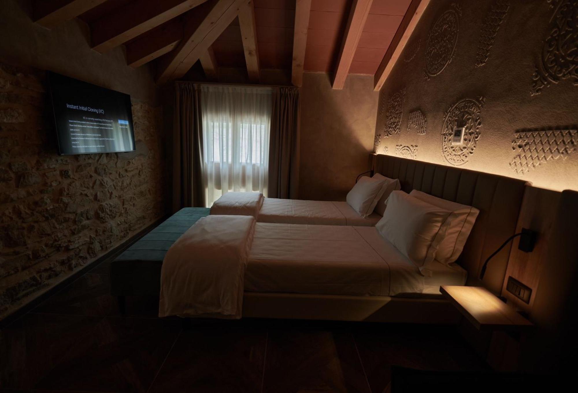 Parc Hotel San Pietro Spiazzi Di Caprino エクステリア 写真