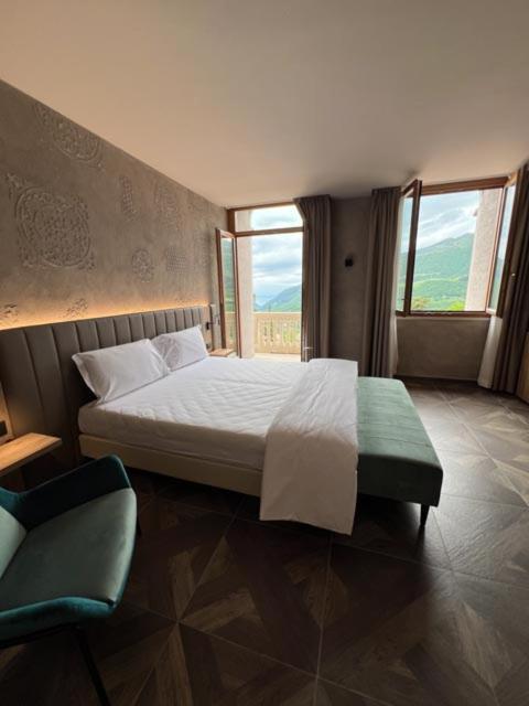 Parc Hotel San Pietro Spiazzi Di Caprino エクステリア 写真