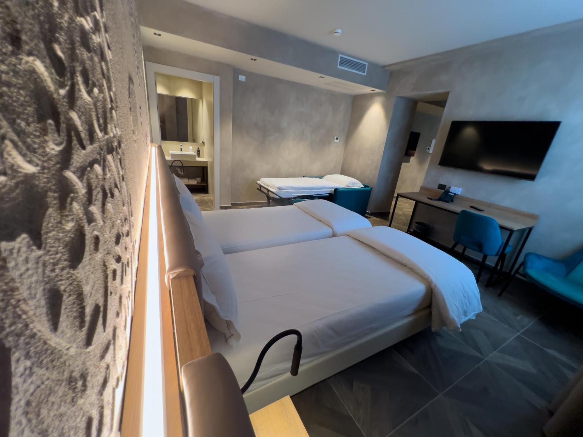 Parc Hotel San Pietro Spiazzi Di Caprino エクステリア 写真
