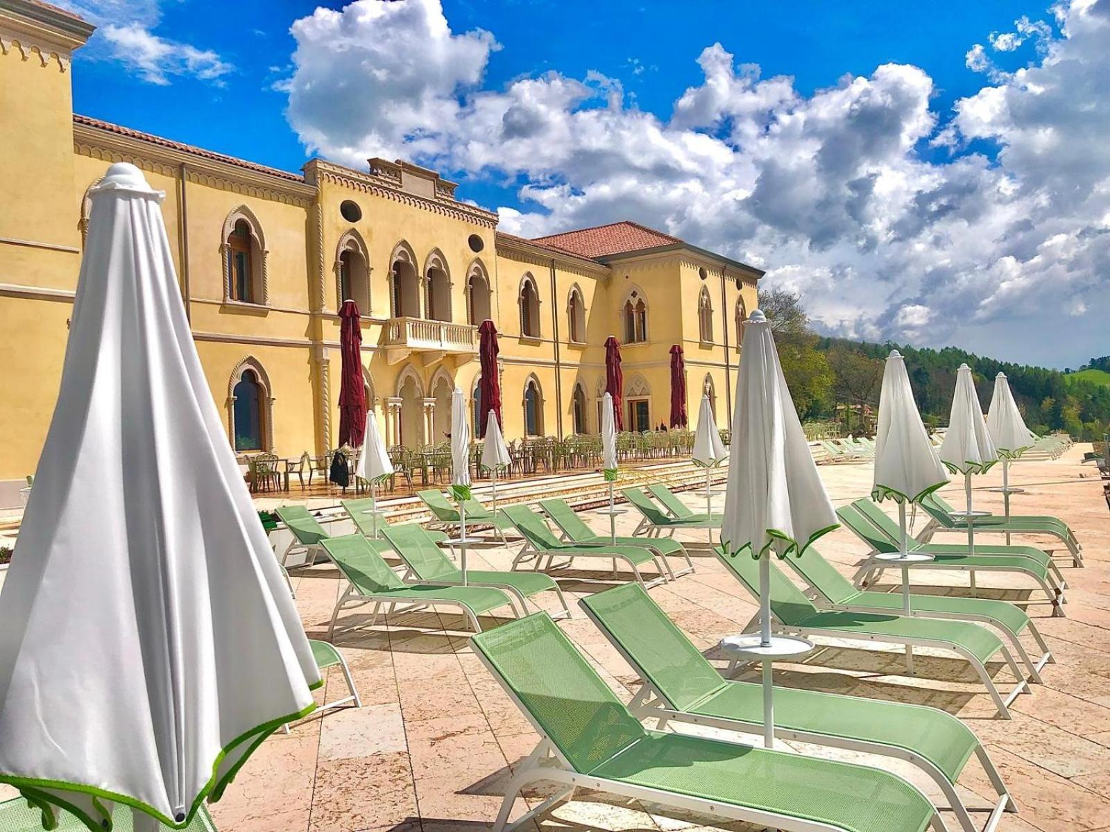 Parc Hotel San Pietro Spiazzi Di Caprino エクステリア 写真