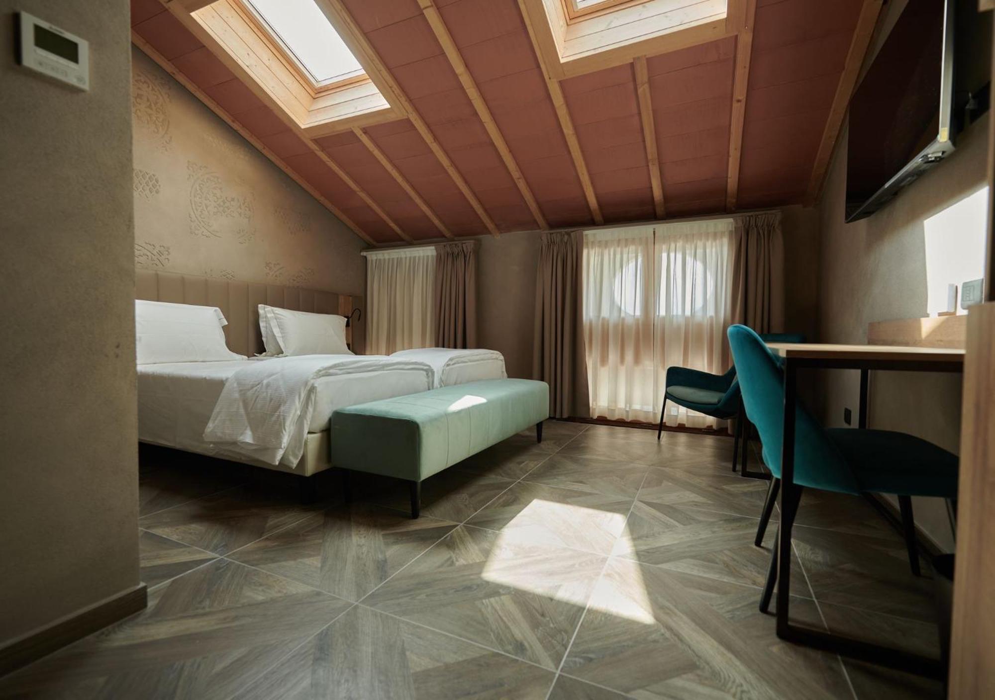 Parc Hotel San Pietro Spiazzi Di Caprino エクステリア 写真